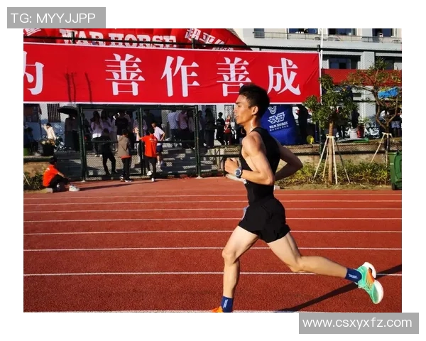 黄静专访：从绿茵场到人生舞台的足球旅程回顾与展望